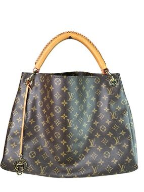 Louis Vuitton Monogram Canvas Tote with Natural Vachetta Handle
